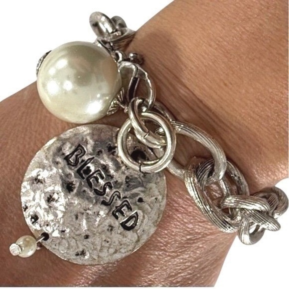 Atelier Charm Bracelet 8 Inch Silver Tone Blessed Disc Faux Pearl Jewelry - Picture 4 of 8